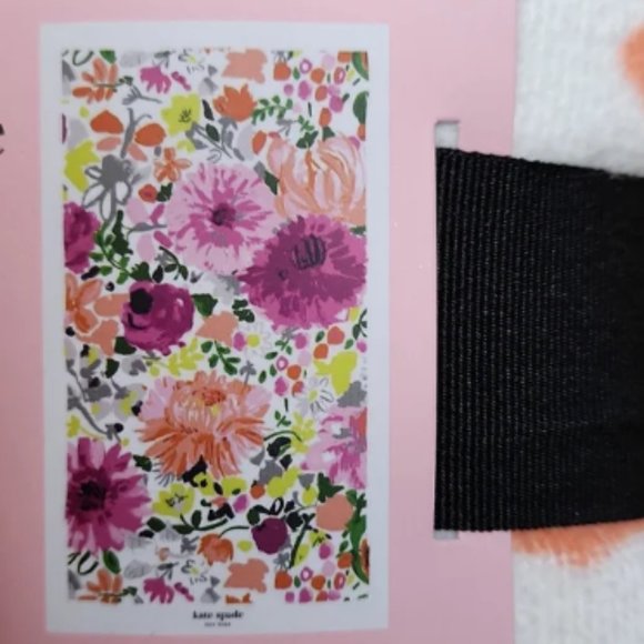 Kate Spade Luxuriously Oversized Beach Towel - Picture 3 of 9